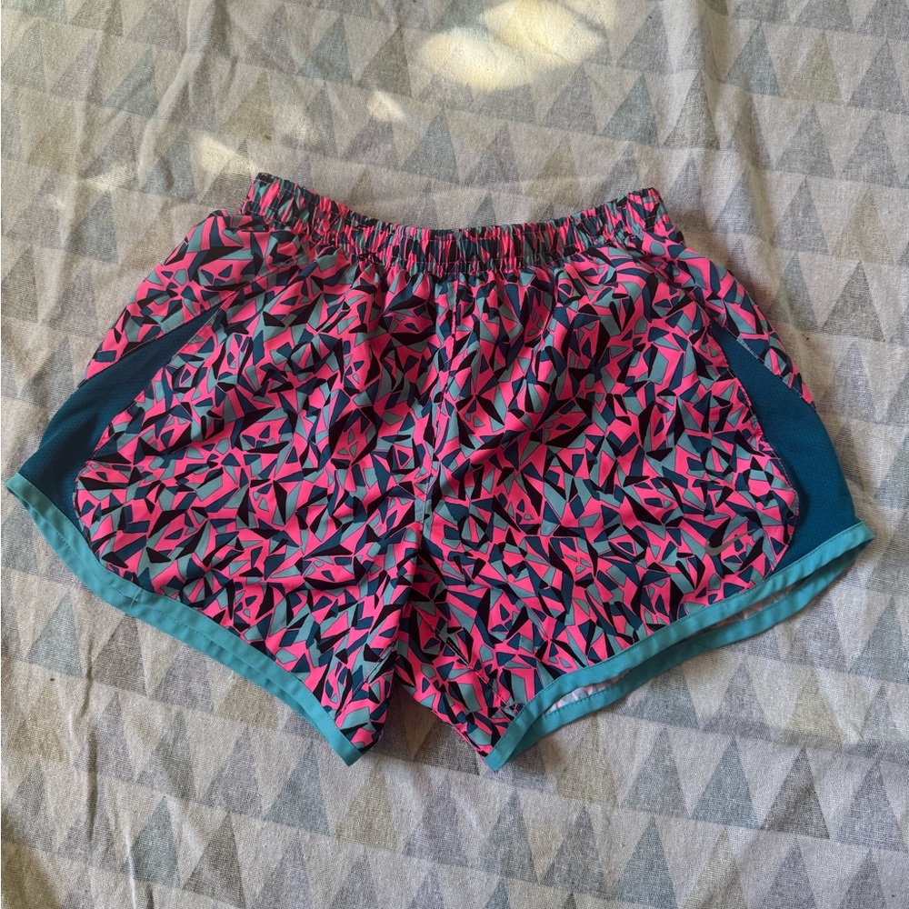 NEVER WORN NIKE Pink and Blue Geometric Shorts